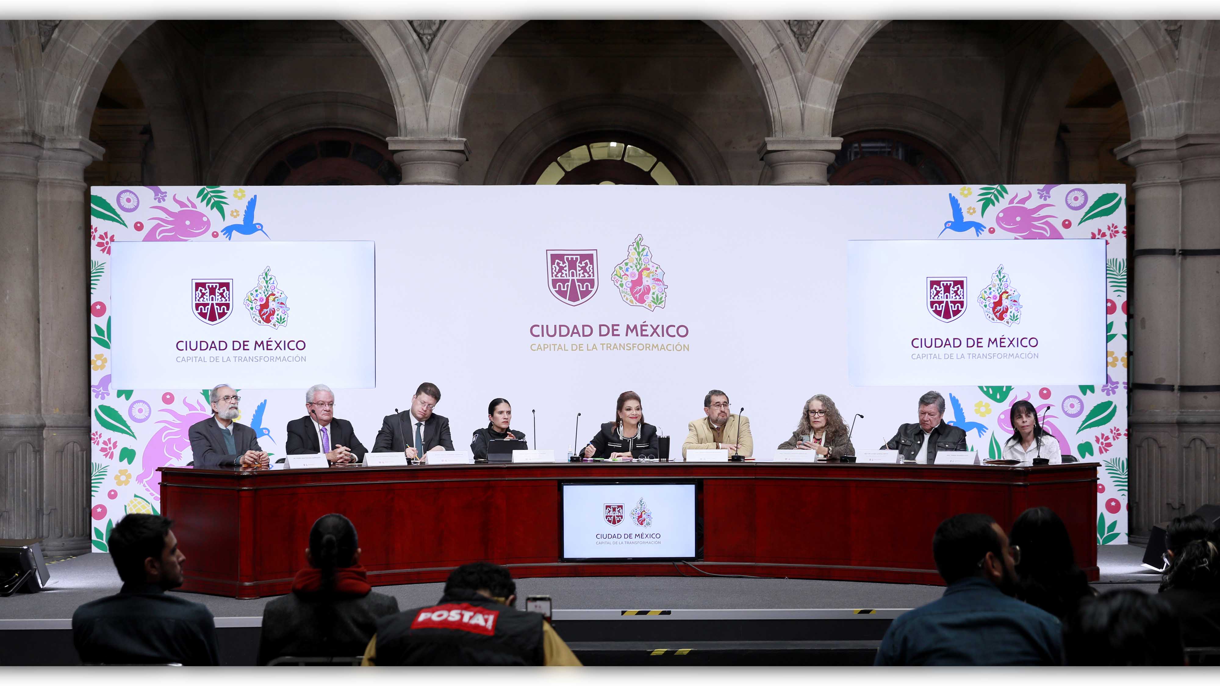 Conferencia de prensa 4nov 03.jpg