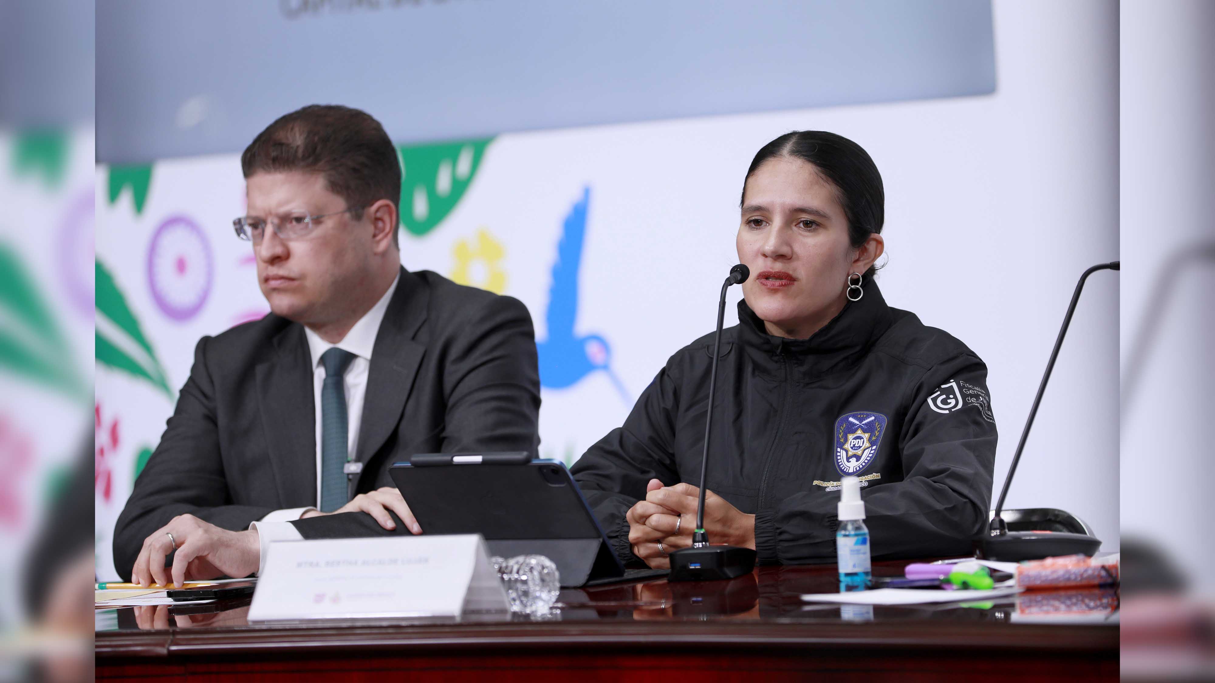 Conferencia de prensa 4nov 08.jpg
